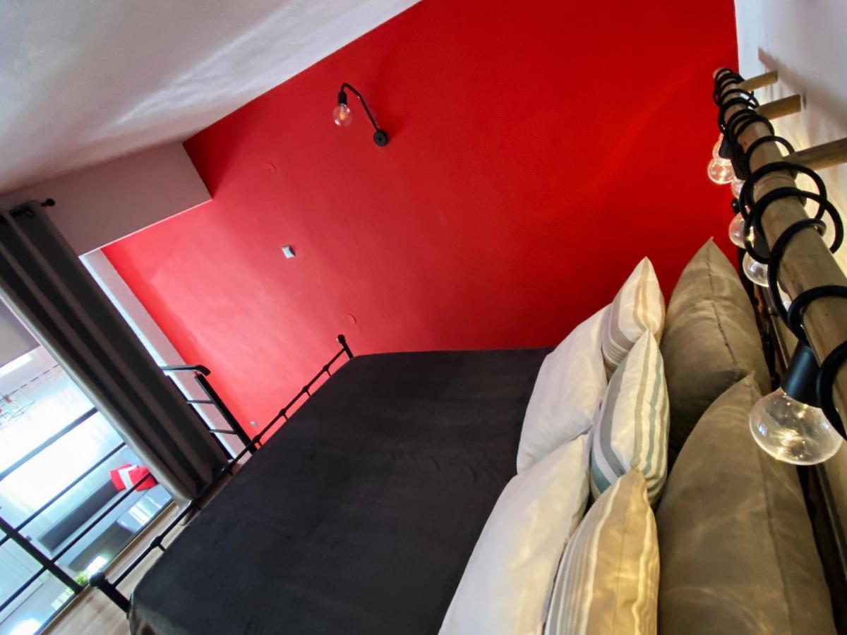 Apartamento 48 Downtown Lofts Néa Péramos Exterior foto