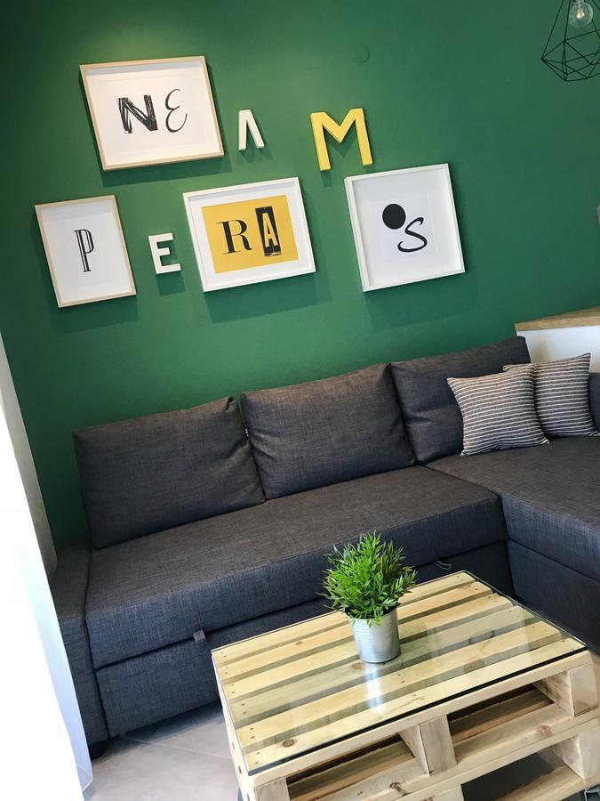 Apartamento 48 Downtown Lofts Néa Péramos Exterior foto