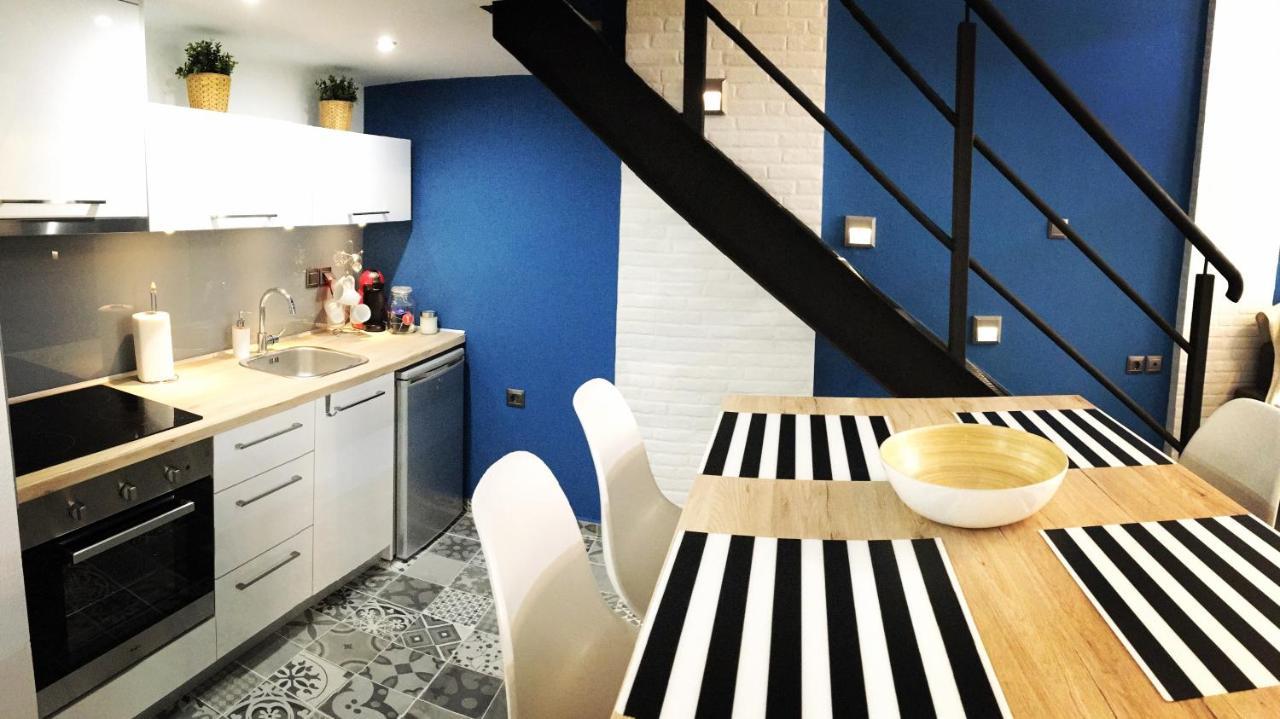 Apartamento 48 Downtown Lofts Néa Péramos Exterior foto
